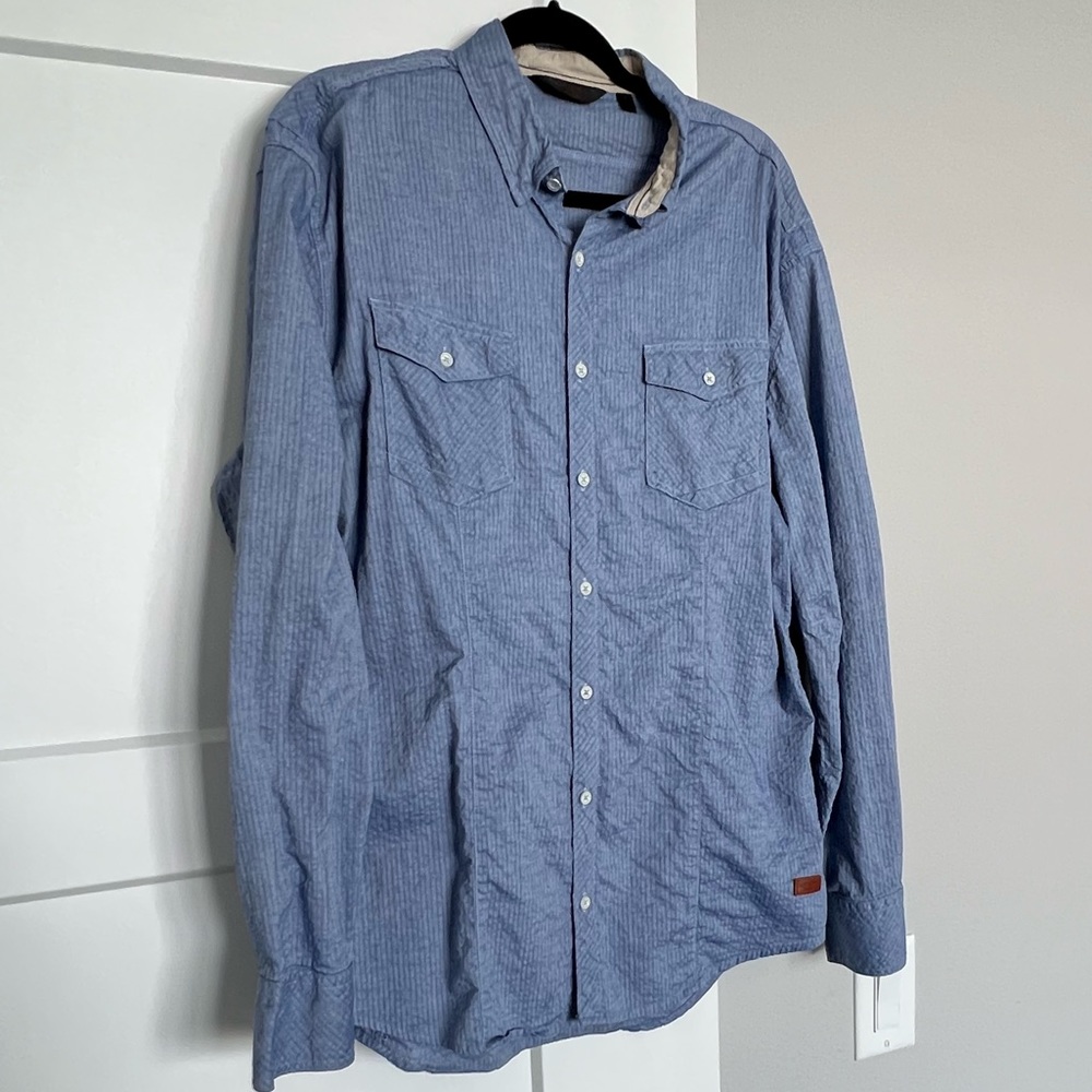 Men’s blue button up shirt